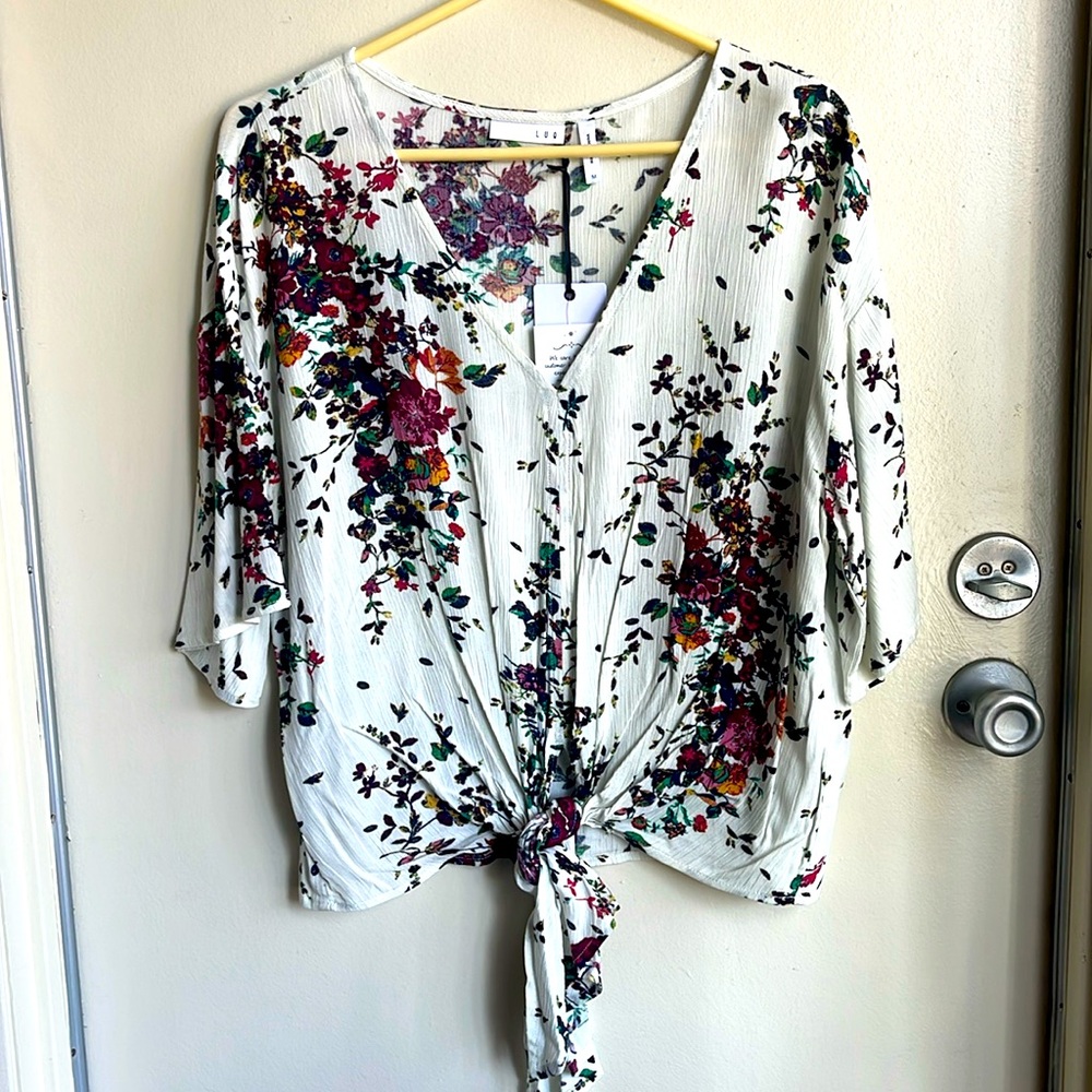 Luq floral top